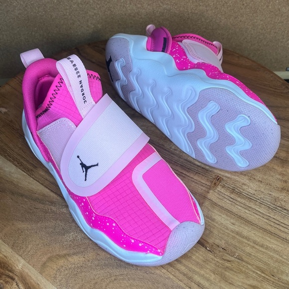 Jordan
23/7
Brand new - Picture 4 of 7